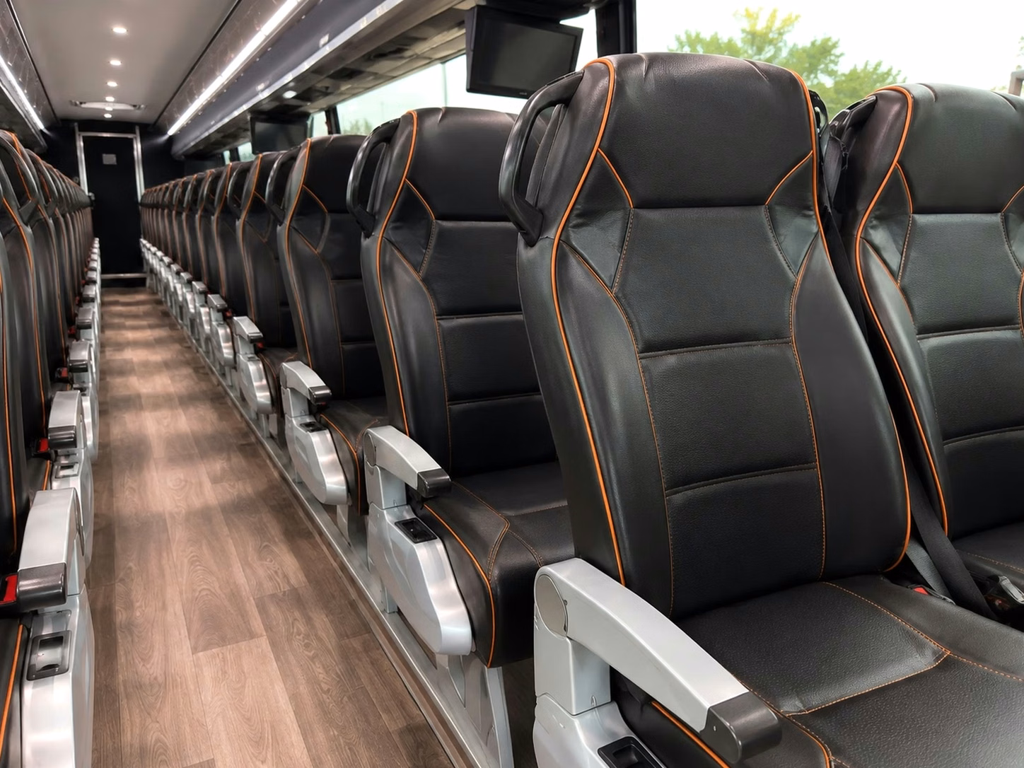 brownsburg 12 to 50 passenger party buses and sprinter limos for brownsburg weddings