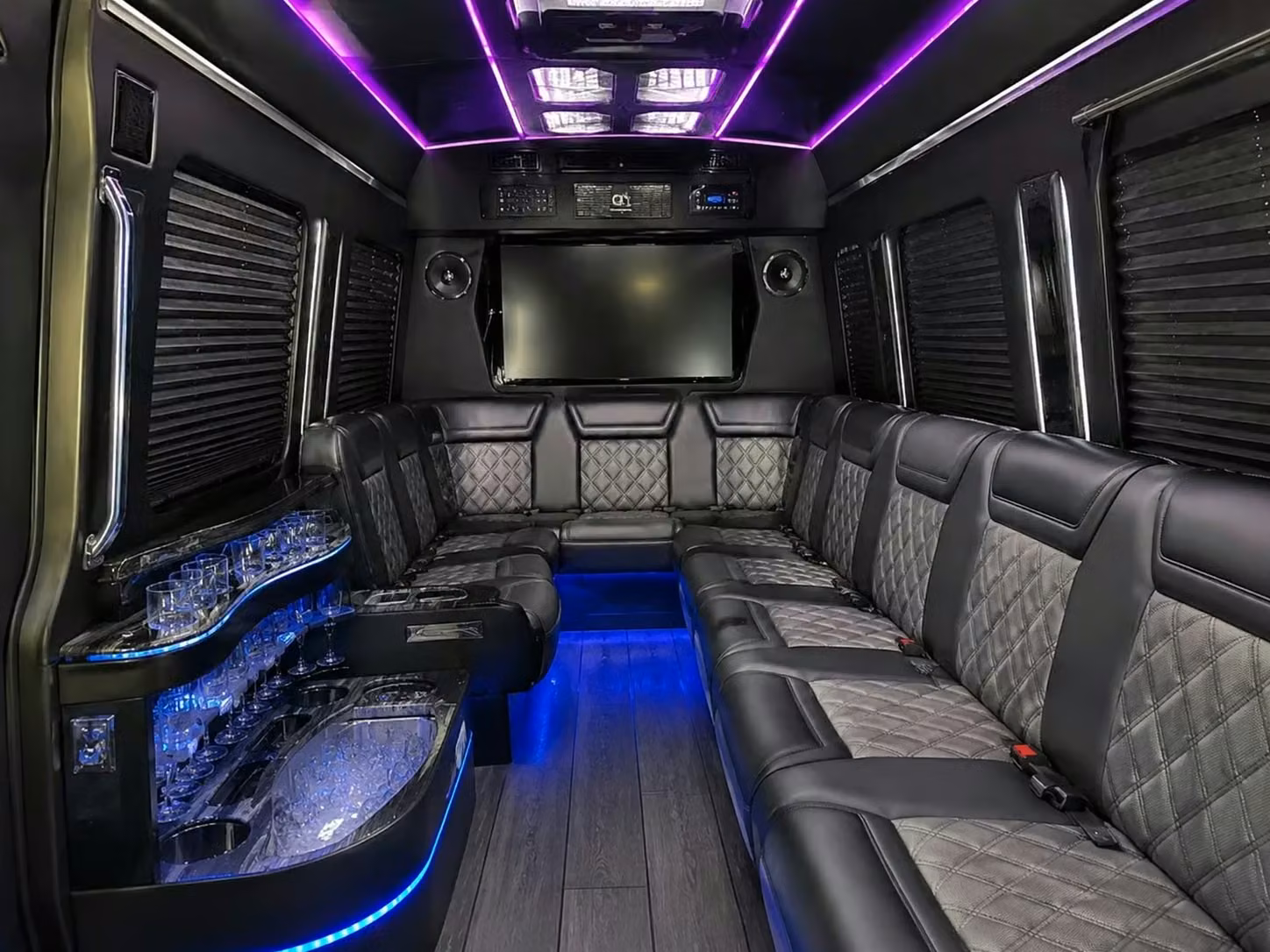 brownsburg shuttle bus rentals for brownsburg weddings